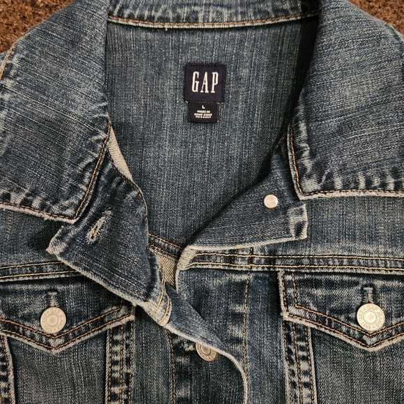 Jean jacket - Picture 2 of 3